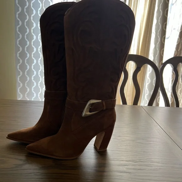 Vince Camuto Biancaa Boot - Picture 11 of 11